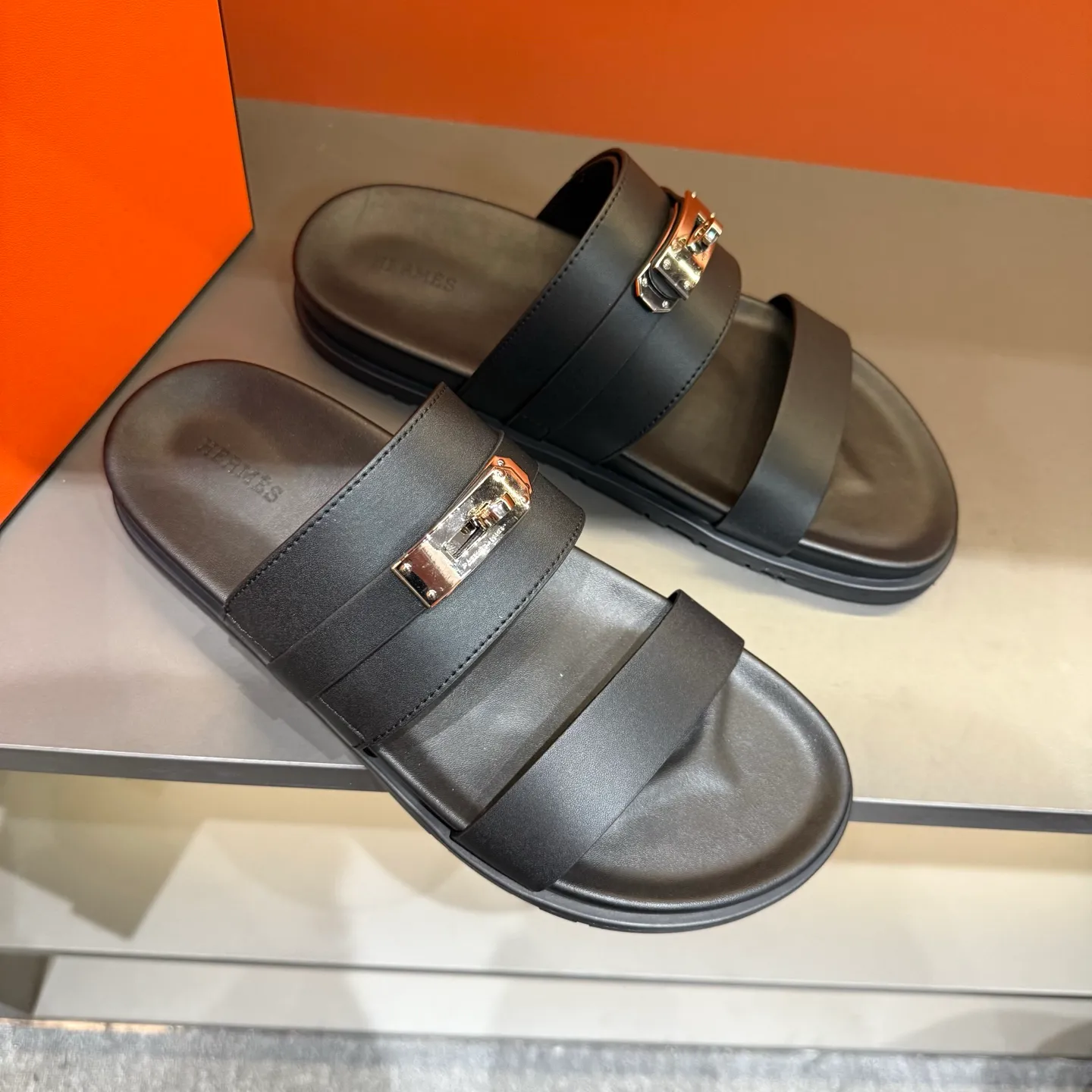 Men's shoes 💰300, size 38-45, the new 2014 summer Hermes shoes are the same as the original ones, handmade by masters! ❥High-end customization, exclusive products, the highest version in the industry⚠❥Using: Hermers upper: (pursuing top walking comfort) ✨Top quality on sale━━━━Hermes━━━━━